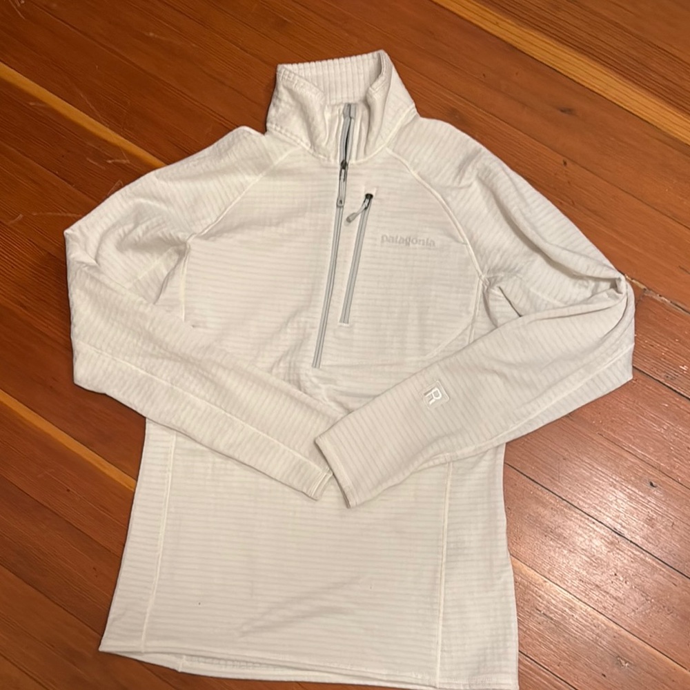 Patagonia White Quarter-Zip Pullover